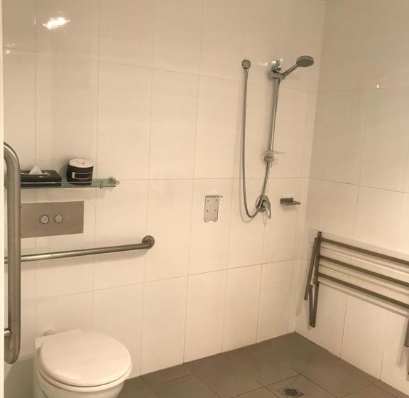 فندق St Kilda Central Apartments