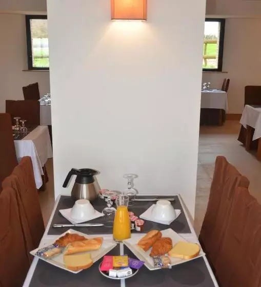 هتل Auberge Du Moulin à Vent, The Originals Relais