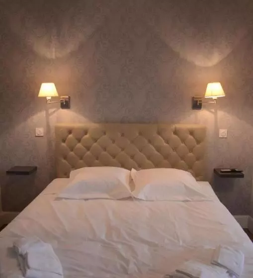 هتل Auberge Du Moulin à Vent, The Originals Relais