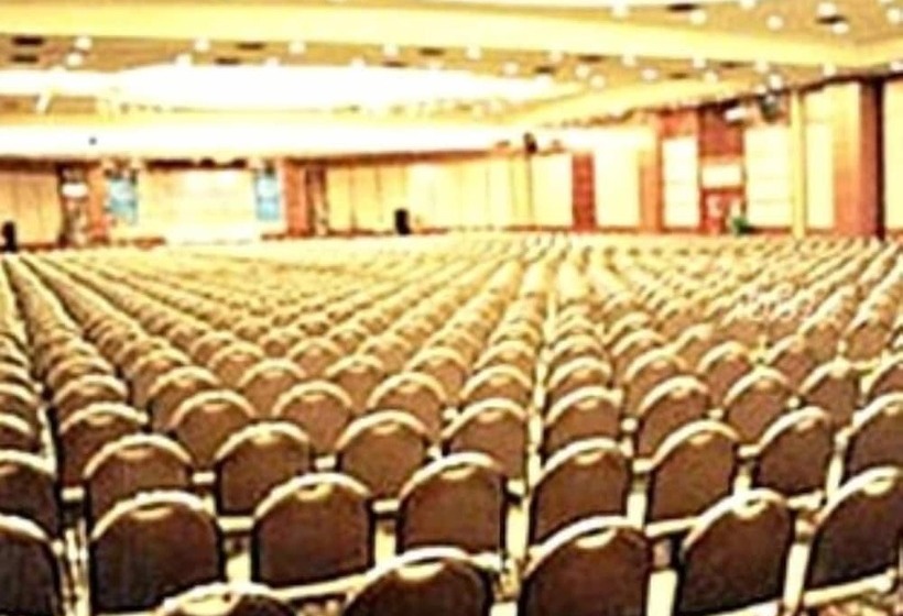 Bp Samila Beach Hotel & Resort