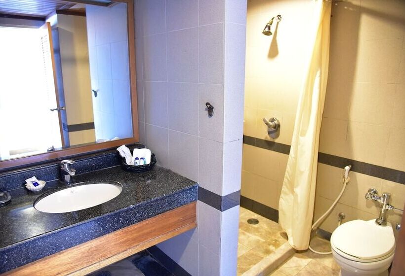 Bp Samila Beach Hotel & Resort