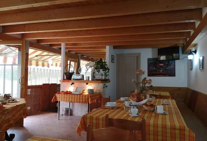 Hotelli Ca  Del Sasso