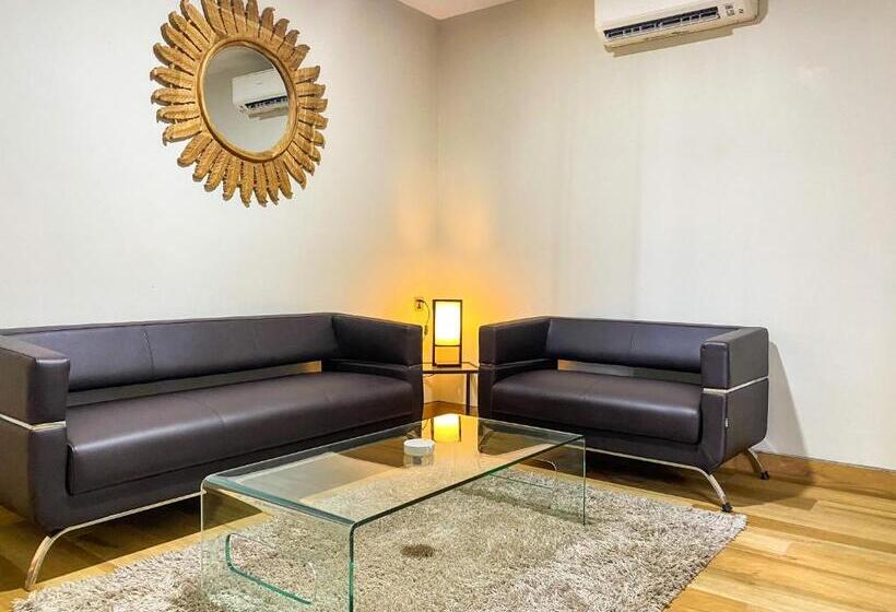 Comforta Hotel Tanjung Pinang