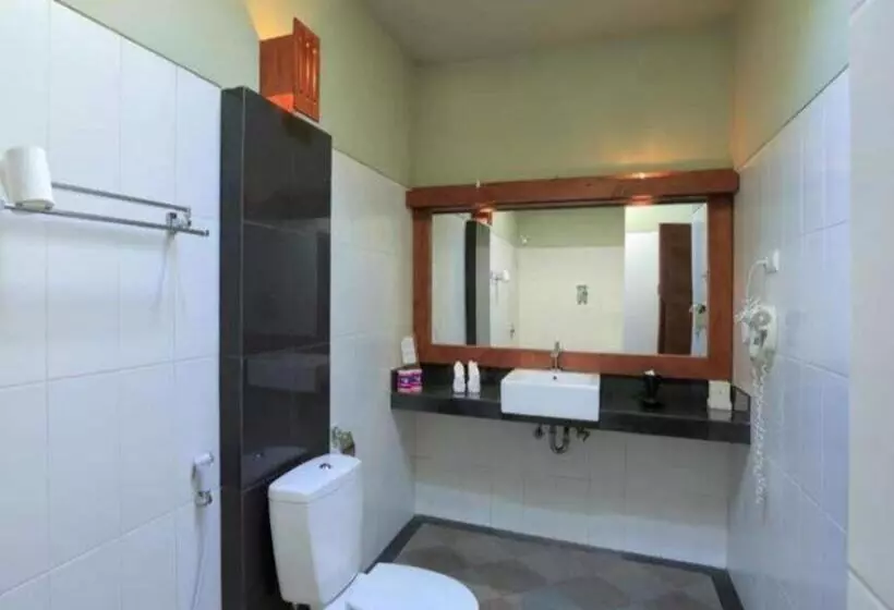 Отель Good Heart Resort Gili Trawangan