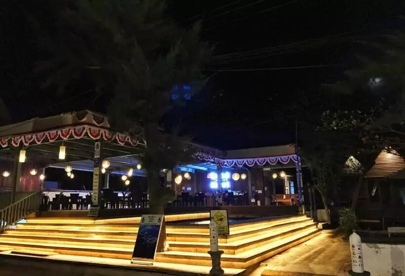 Отель Good Heart Resort Gili Trawangan