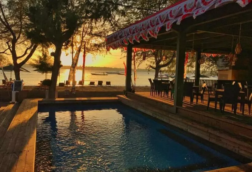 Отель Good Heart Resort Gili Trawangan
