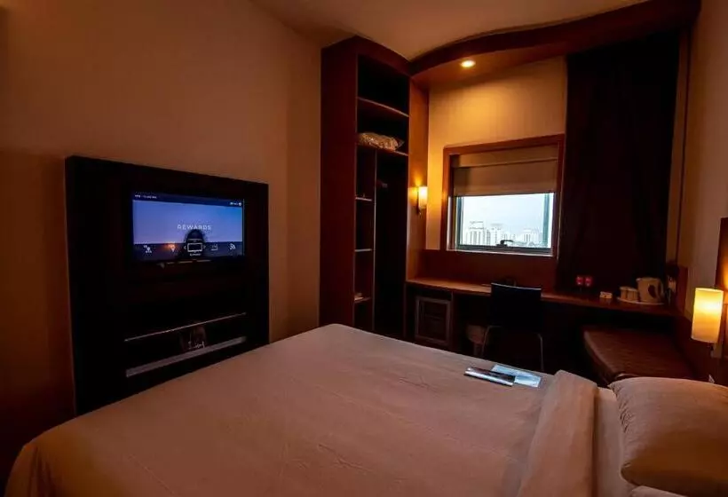 בית מלון כפרי Ibis Fujairah