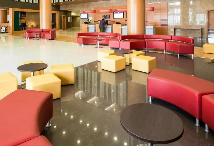 בית מלון כפרי Ibis Fujairah