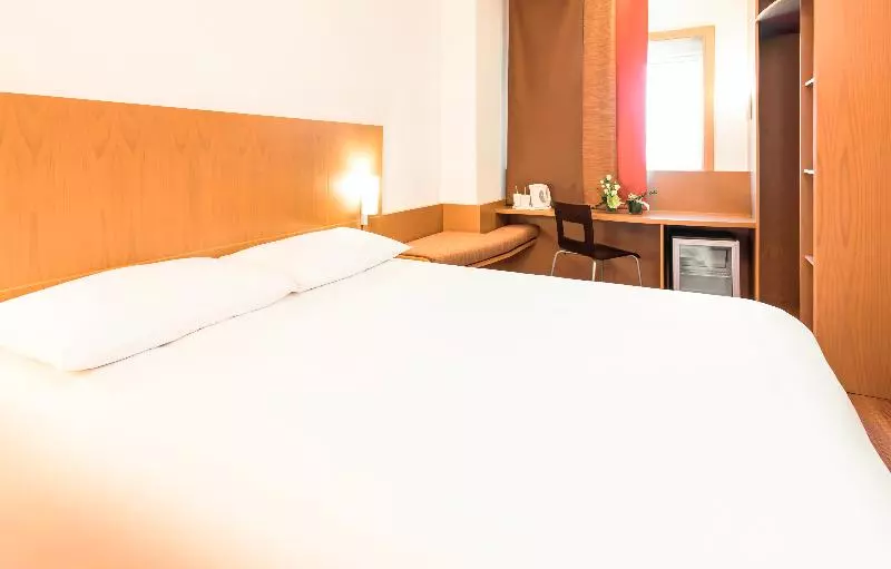 בית מלון כפרי Ibis Fujairah