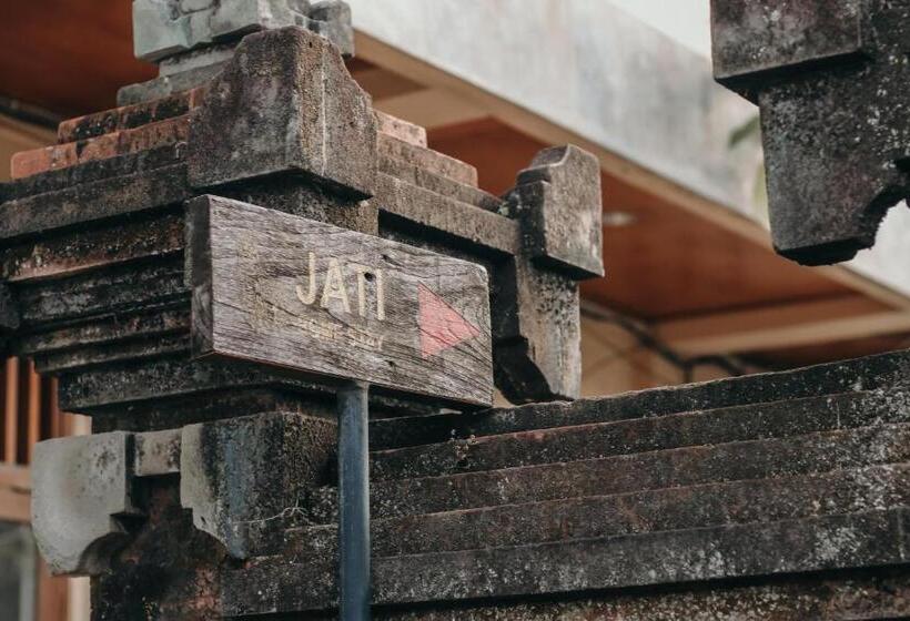 בית מלון כפרי Jati Homestay