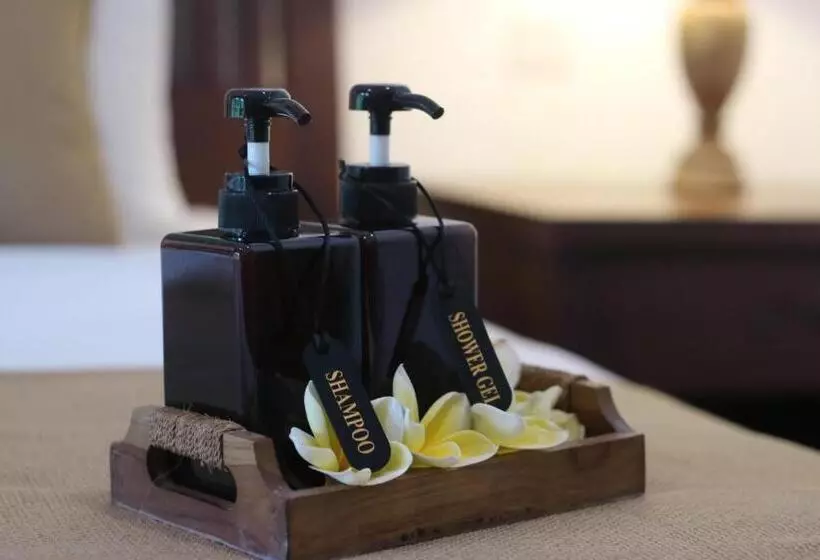 هتل Jati Homestay