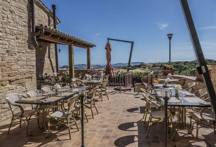 Boutique Hotel Leone