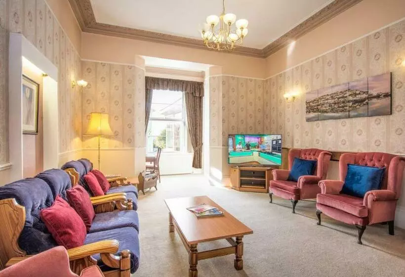 בית מלון כפרי Lindum Lodge