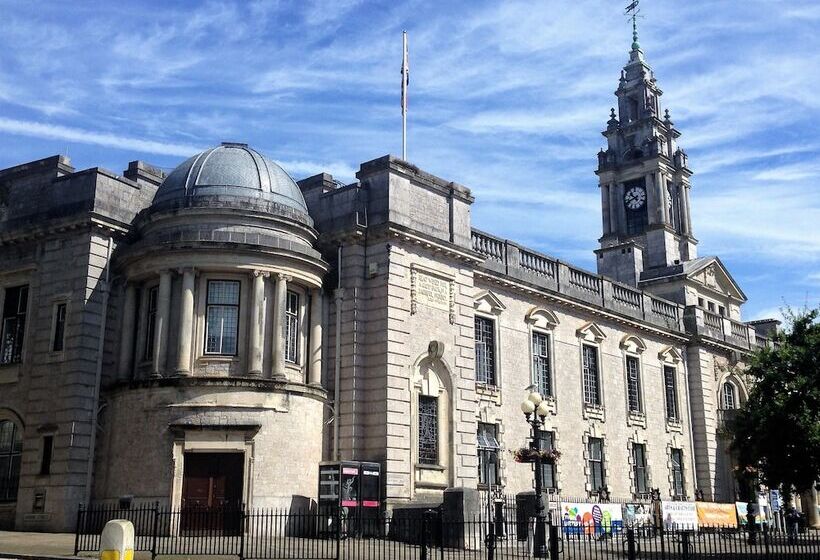 בית מלון כפרי Lindum Lodge