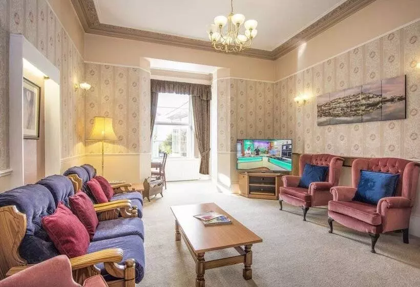 בית מלון כפרי Lindum Lodge