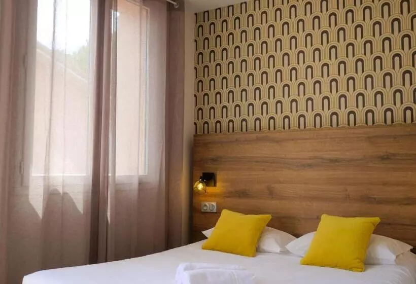 ホテル Maison Familiale Lou Riou