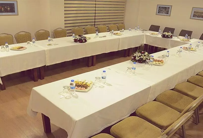 בית מלון כפרי Parion