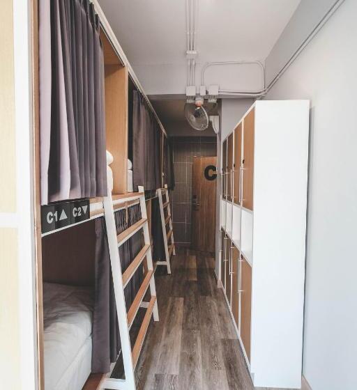 فندق Stay Thapae Hostel