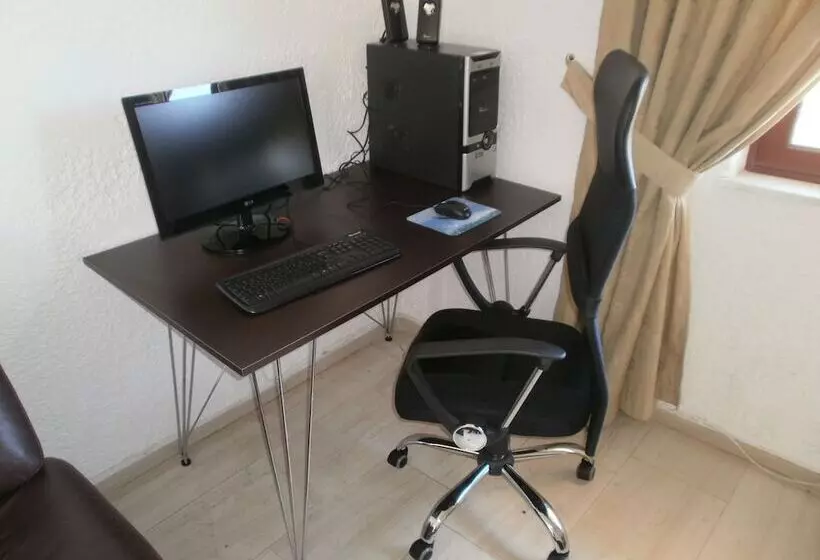 בית מלון כפרי Stork