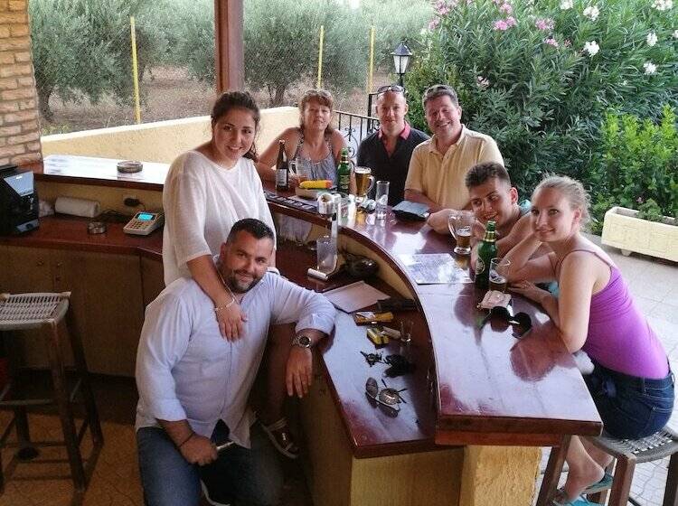 בית מלון כפרי Stork