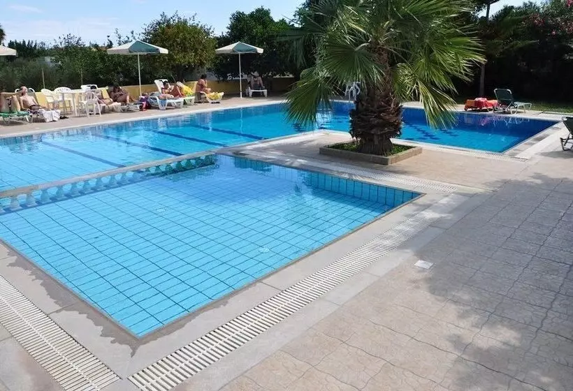 בית מלון כפרי Stork