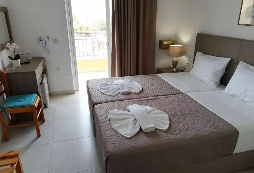 בית מלון כפרי Stork