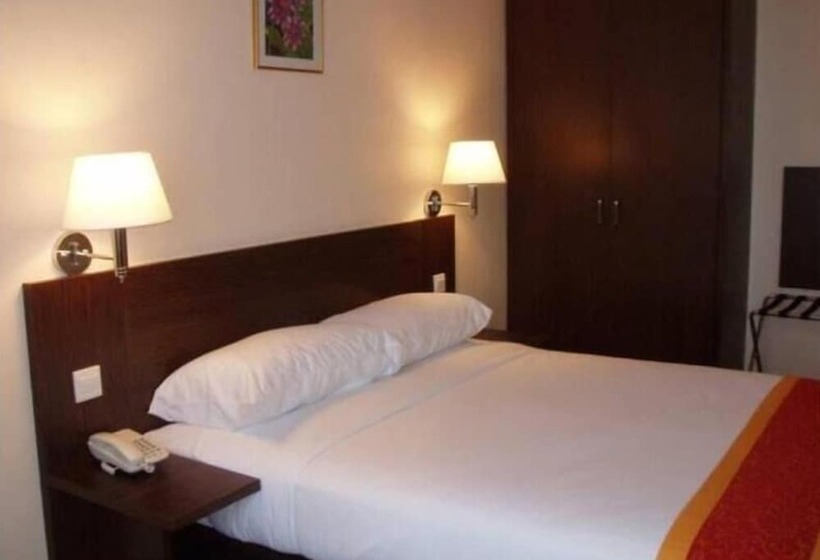 Отель Tanjong Vista