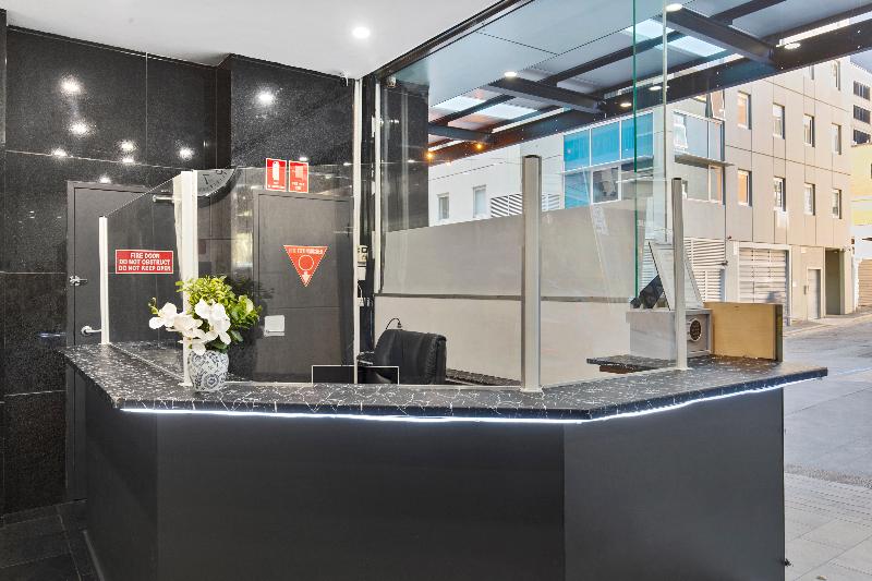 汽车旅馆 Cosmo On Bank