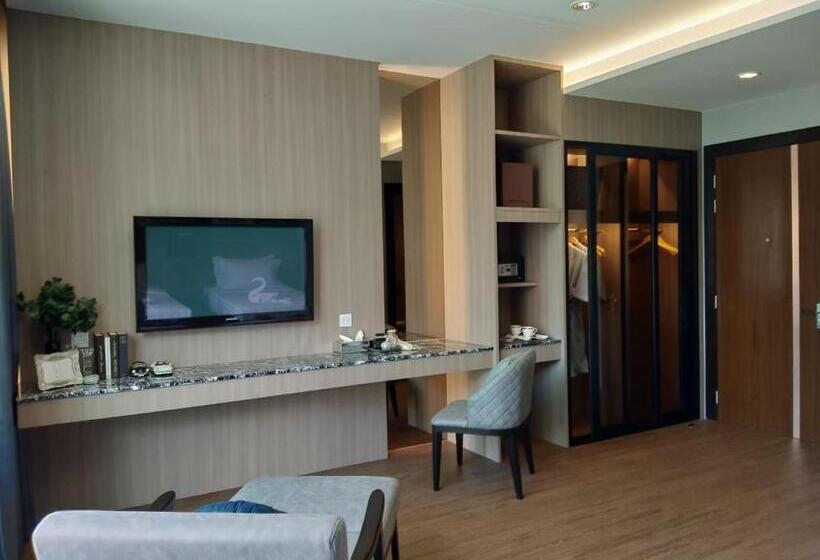 The Regent Hotel Kamala Beach