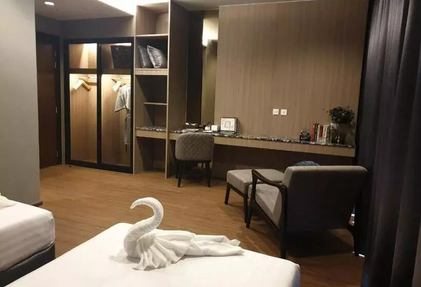 The Regent Hotel Kamala Beach