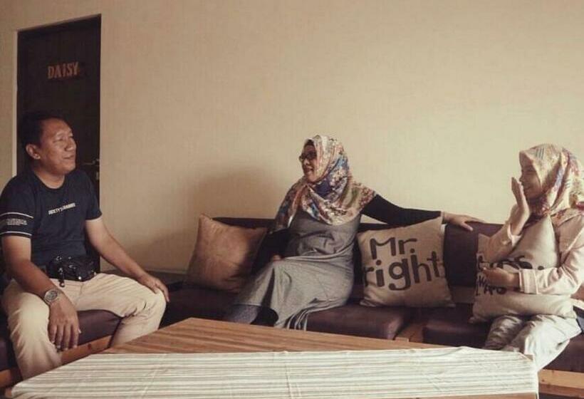 فندق صغير Dric S House