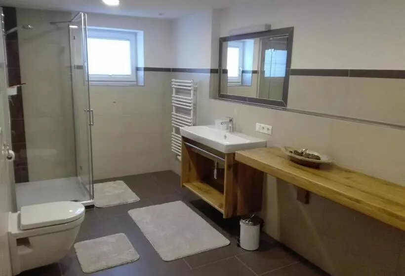 ホテル Ferienwohnung Berghof Pixner