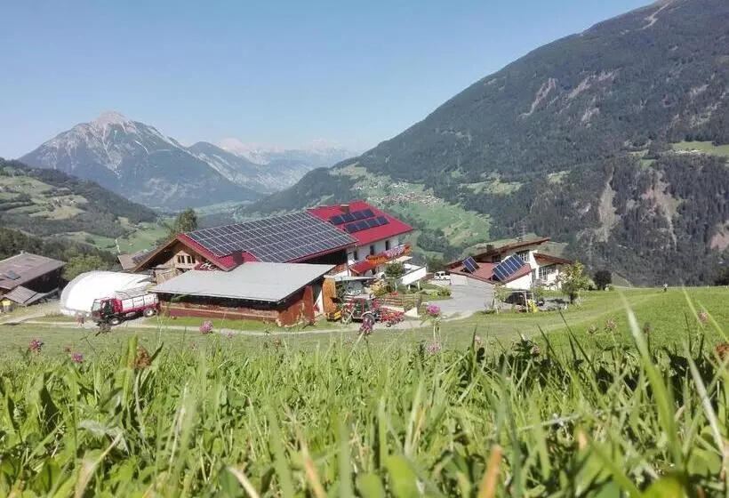 ホテル Ferienwohnung Berghof Pixner