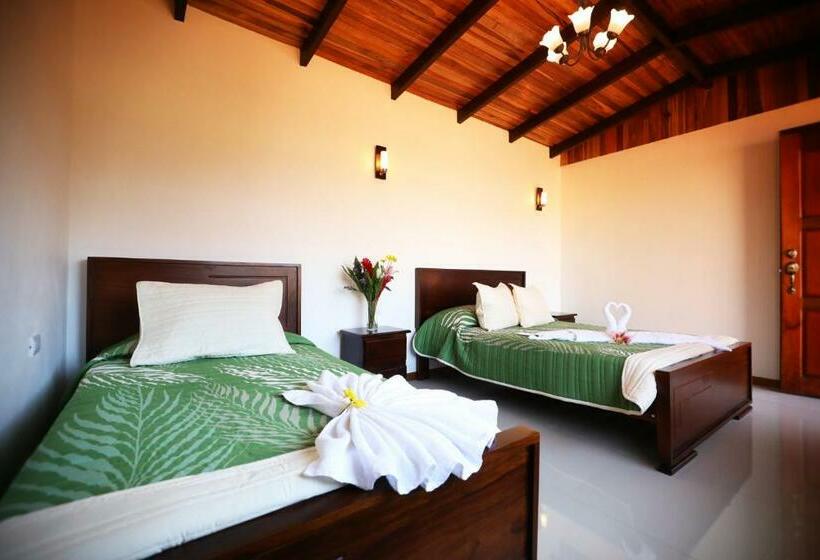 Maris Bed & Breakfast Monteverde