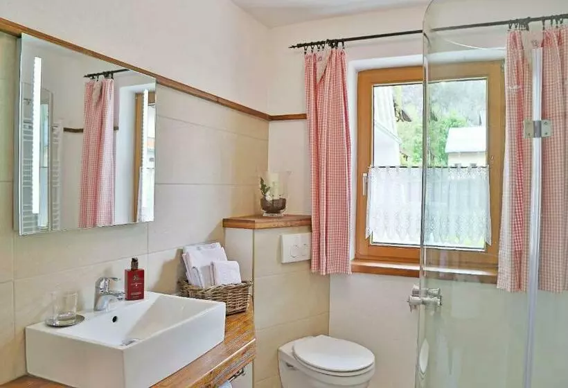 Majatalo Haus Adlerkanzel