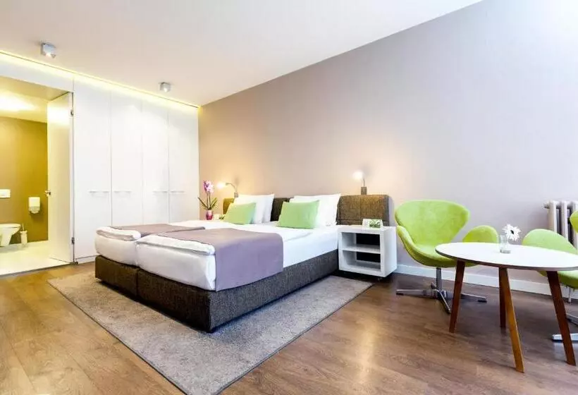 هتل Adresa Suites