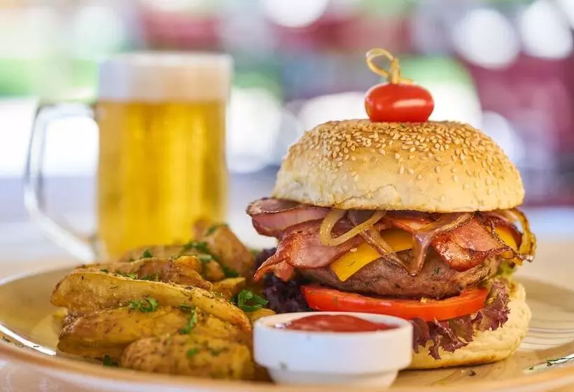 בית מלון כפרי Avantis Suites