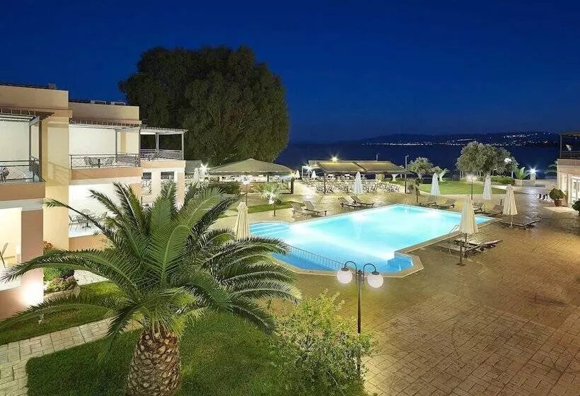 בית מלון כפרי Avantis Suites