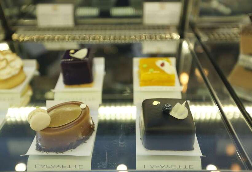 בית מלון כפרי Baan Kamala Fantasea