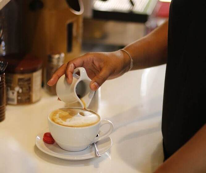 בית מלון כפרי Baan Kamala Fantasea