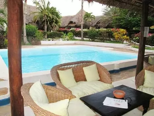 هتل Ahg Dorado Cottage