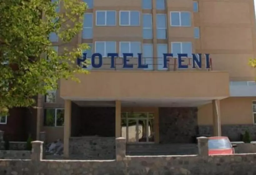 هتل Feni