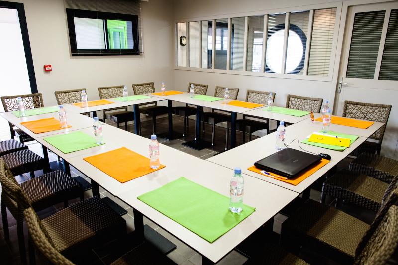 Отель The Originals Résidence, Hôtel De Ré