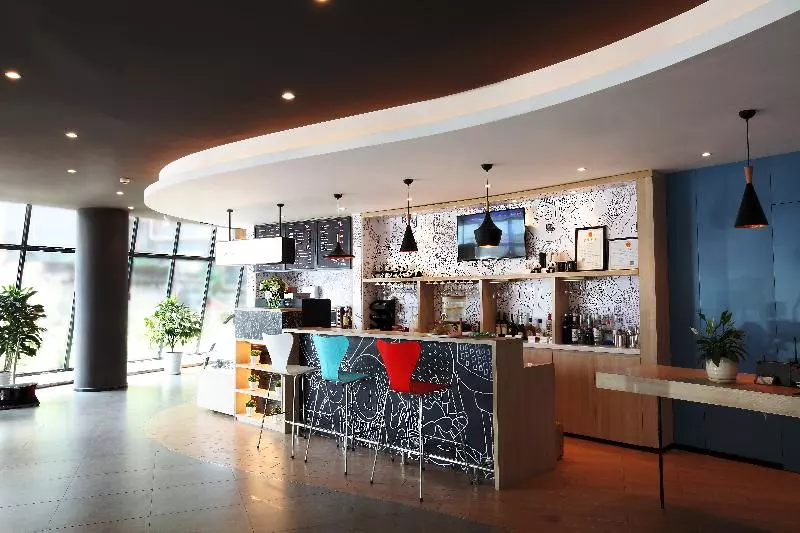 Hotel Ibis Ya An Langqiao