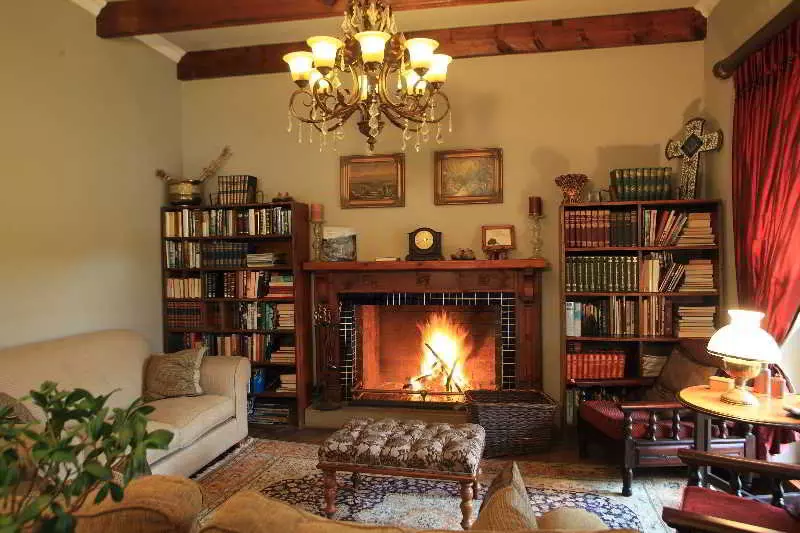 هتل Madi Madi Karoo Safari Lodge