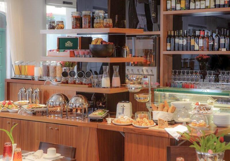 Hotel Marmont Heritage