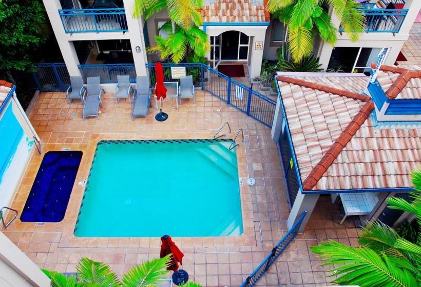 Отель Montego Sands Resort