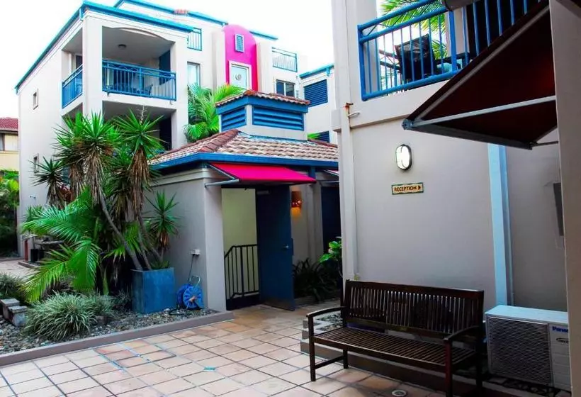 Отель Montego Sands Resort