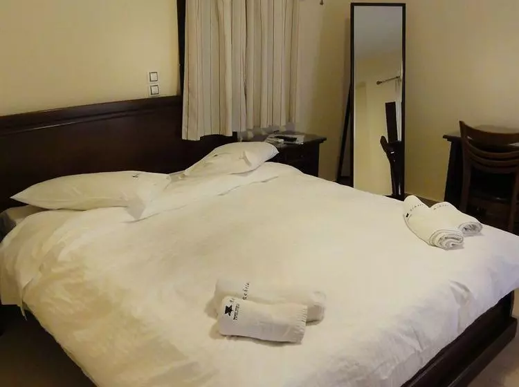 Achelatis Traditonal Guest House