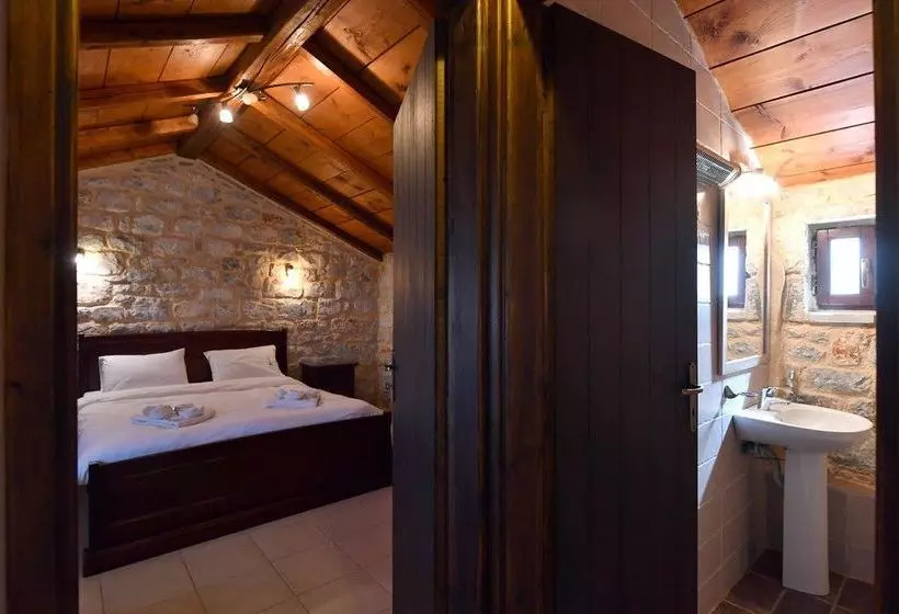 Achelatis Traditonal Guest House